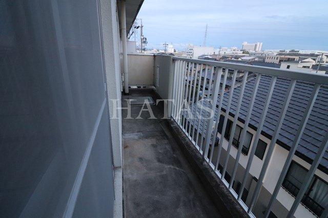 バルコニー　同物件別部屋のお写真です。