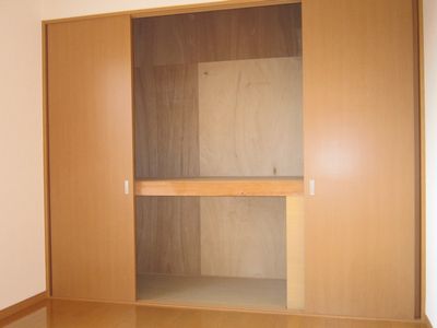 収納　南洋室収納スペース