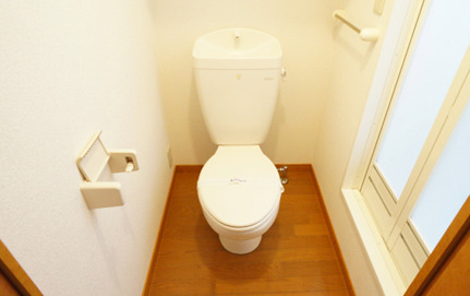 トイレ　コンパクトで使いやすいトイレです