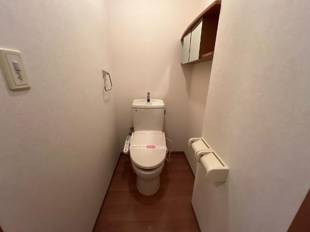 トイレ　シャワー付トイレ