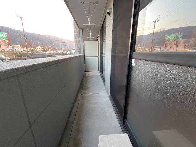 バルコニー　ベランダ