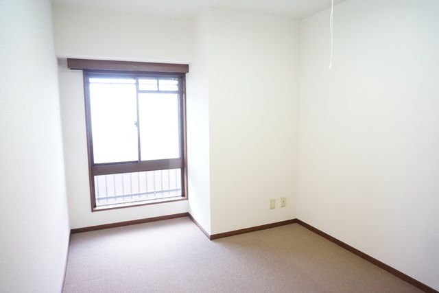 その他部屋・スペース　洋室６帖