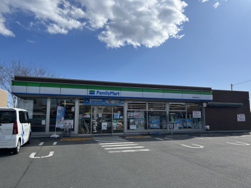 コンビニ　ファミリーマート 中野中央通り店（コンビニ）まで295m