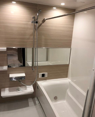 バス・シャワールーム