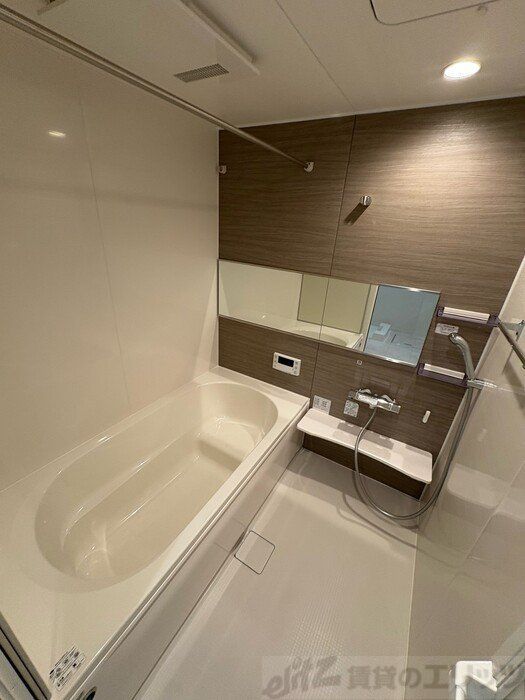 バス・シャワールーム　バルコニー