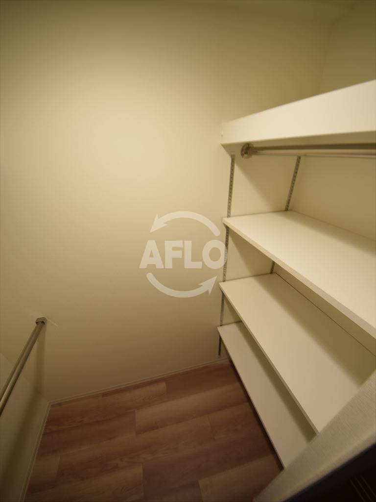 収納　アーバネックス本町　ＷＩＣ