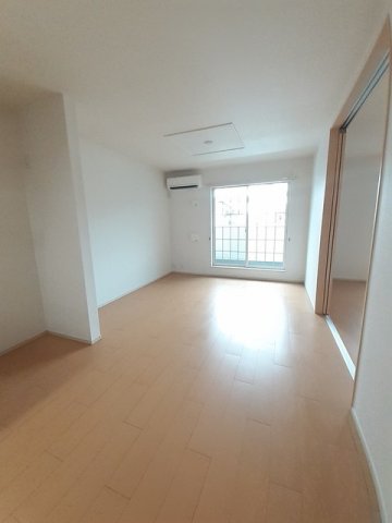 居室・リビング　おしゃれな居間です