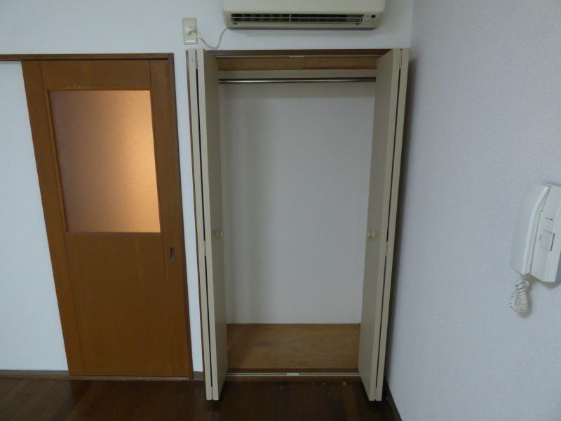 収納　クローゼット
