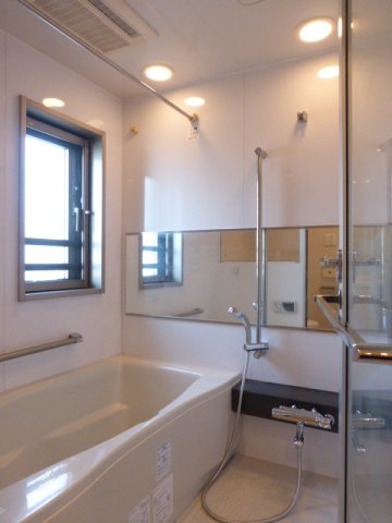 バス・シャワールーム　バス