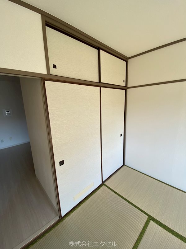 収納　和室内押し入れ