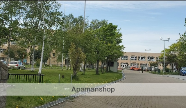 中学校　北海道教育大学附属札幌中学校（中学校）まで1053m