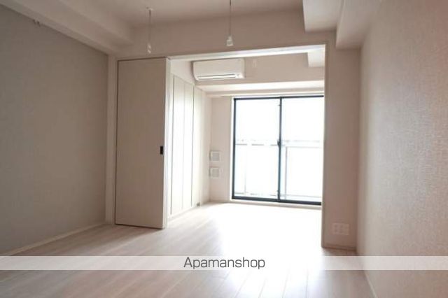 J.GRAN Court 品川西大井EASTの居間写真