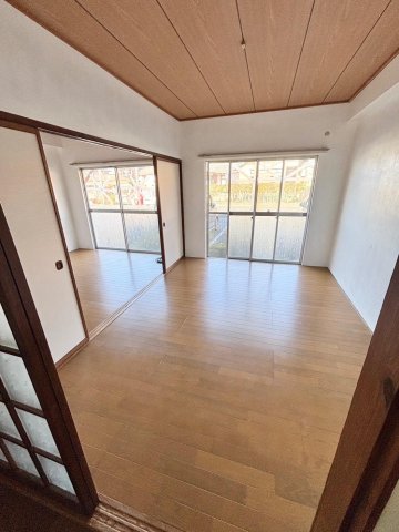 居室・リビング　綺麗で使い勝手がいいリビング