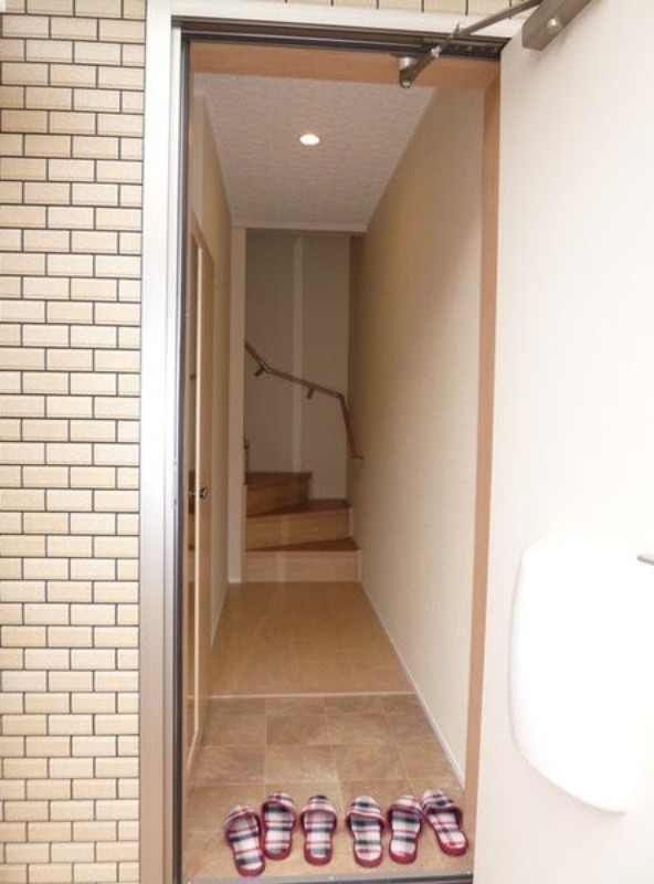 玄関　図面と現状に相違がある場合には現状を優先