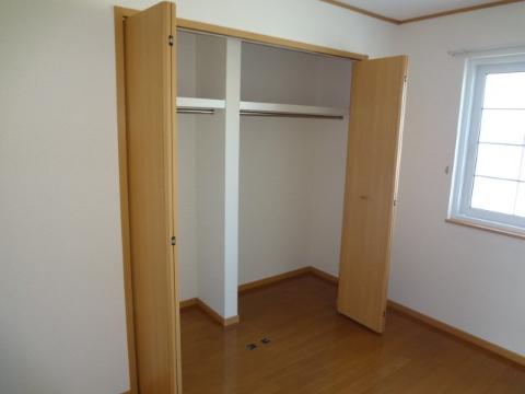 収納　クローゼット