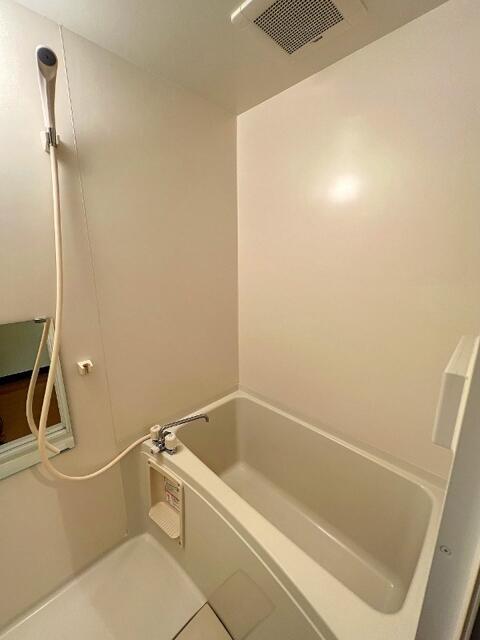 バス・シャワールーム　?