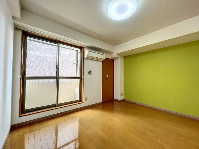 居室・リビング　?