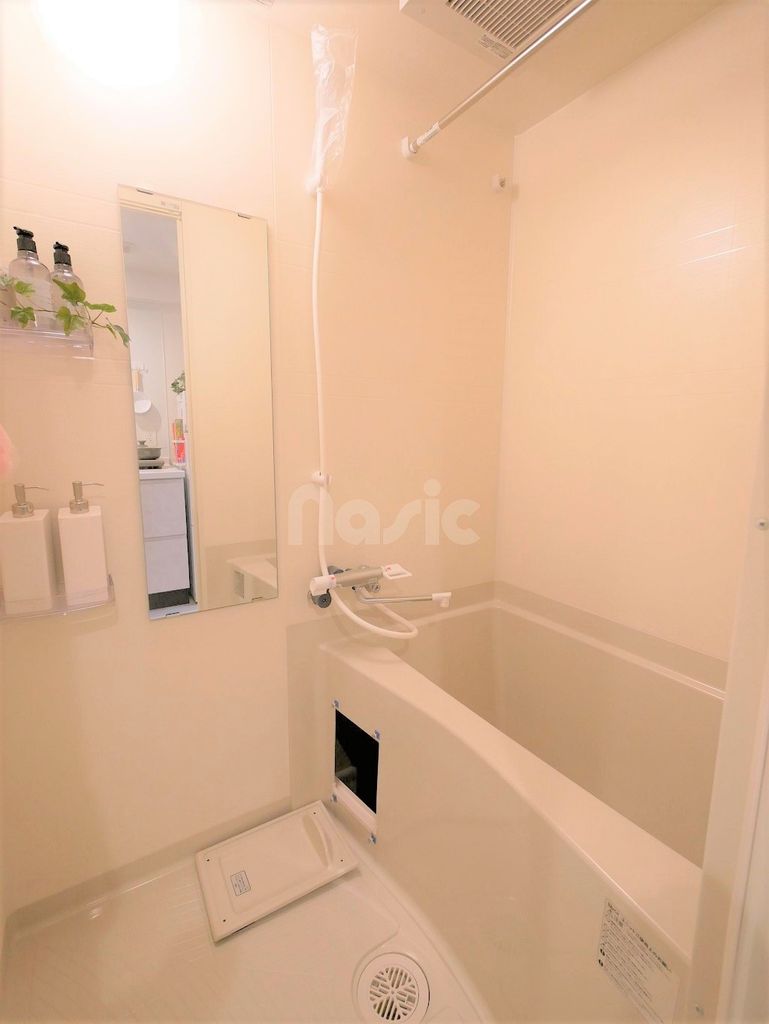 バス・シャワールーム　※モデルルームのため小物類は付属しません。