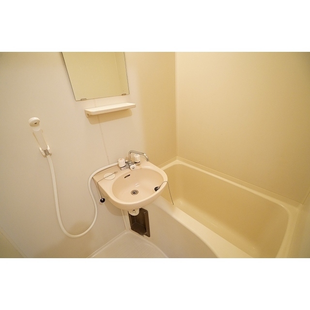 バス・シャワールーム　バス