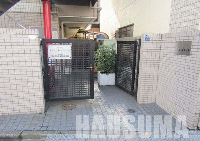 エントランス　エントランス