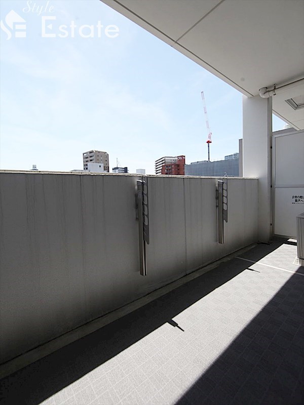 バルコニー　バルコニー