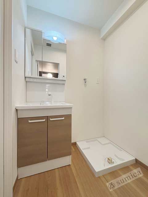 洗面設備　洗面脱衣所付き！独立洗面台が便利です♪♪