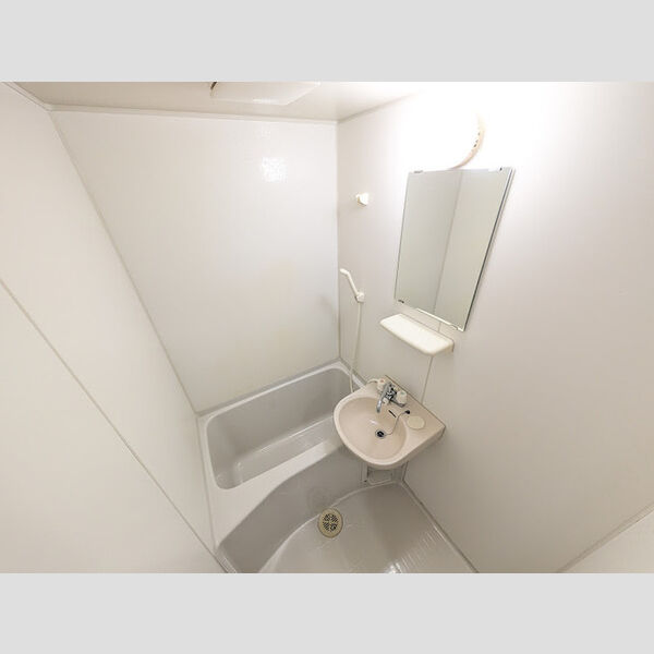 バス・シャワールーム　浴室