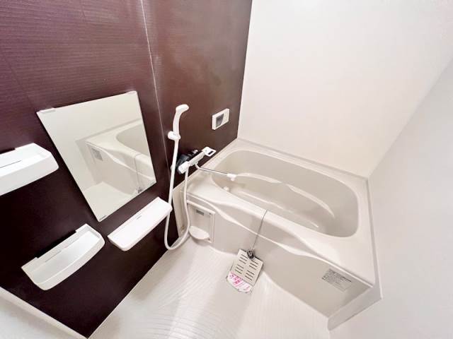 バス・シャワールーム　写真は現状を優先します。