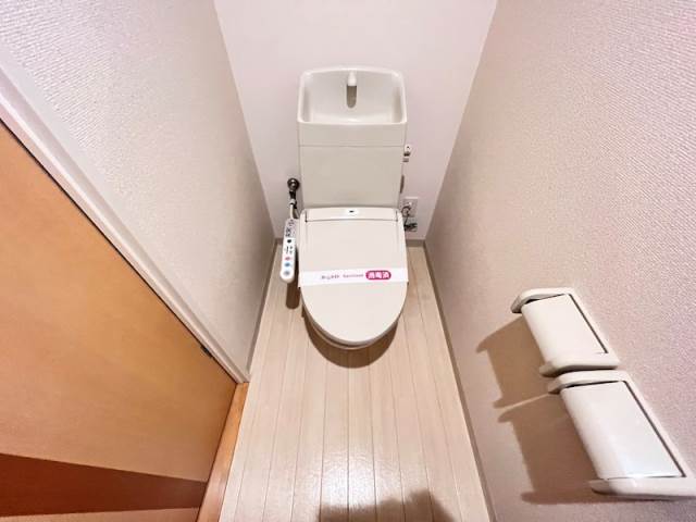 トイレ　写真は現状を優先します。