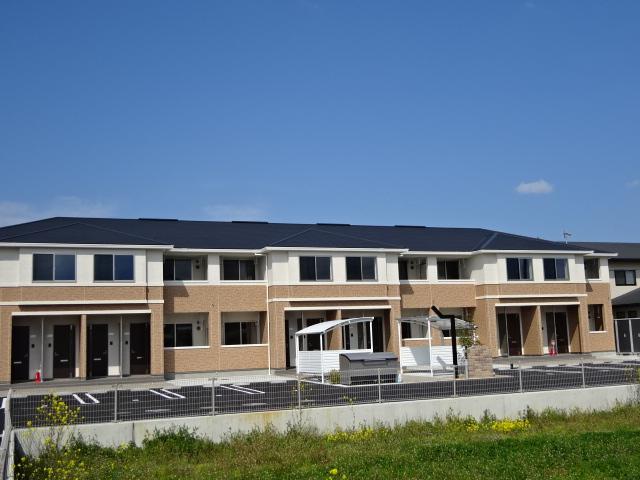 エントランス　外観写真（昼）