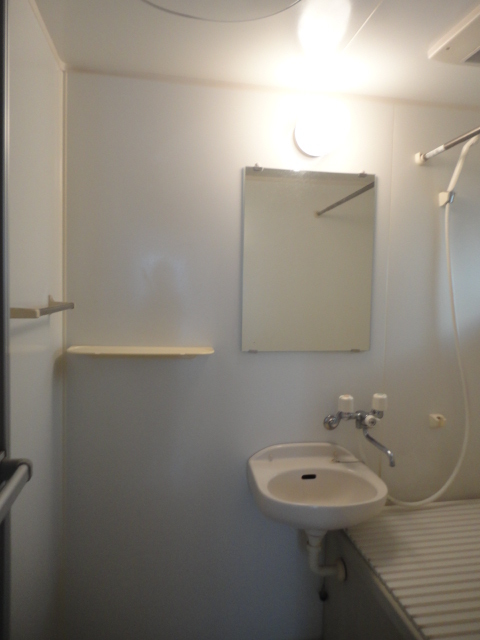 バス・シャワールーム　カトル東十条　北区東十条4