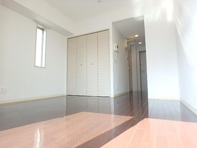 居室・リビング　★明るい居室★