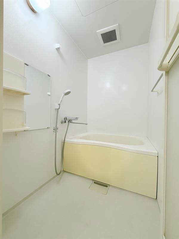 バス・シャワールーム　浴室