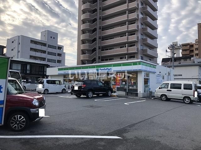 コンビニ　ファミリーマート周南梅園町一丁目店（コンビニ）まで306m