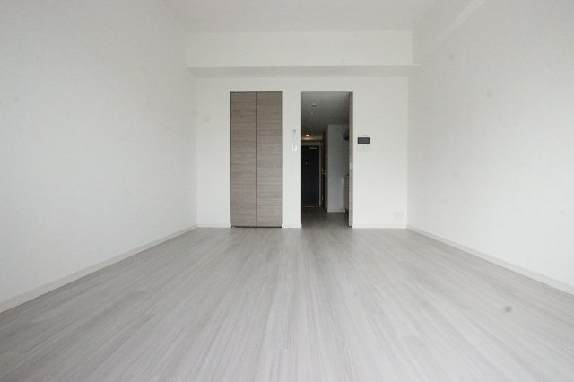 居室・リビング　同物件別号室のものです。