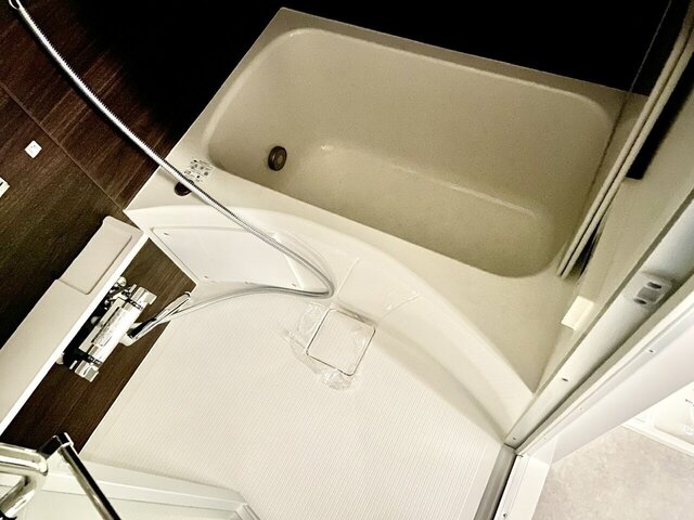 バス・シャワールーム　風呂