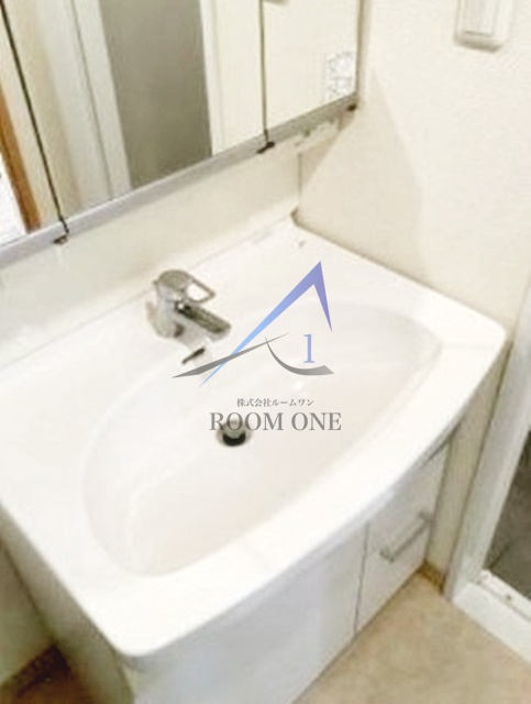 洗面設備　洗面台です。