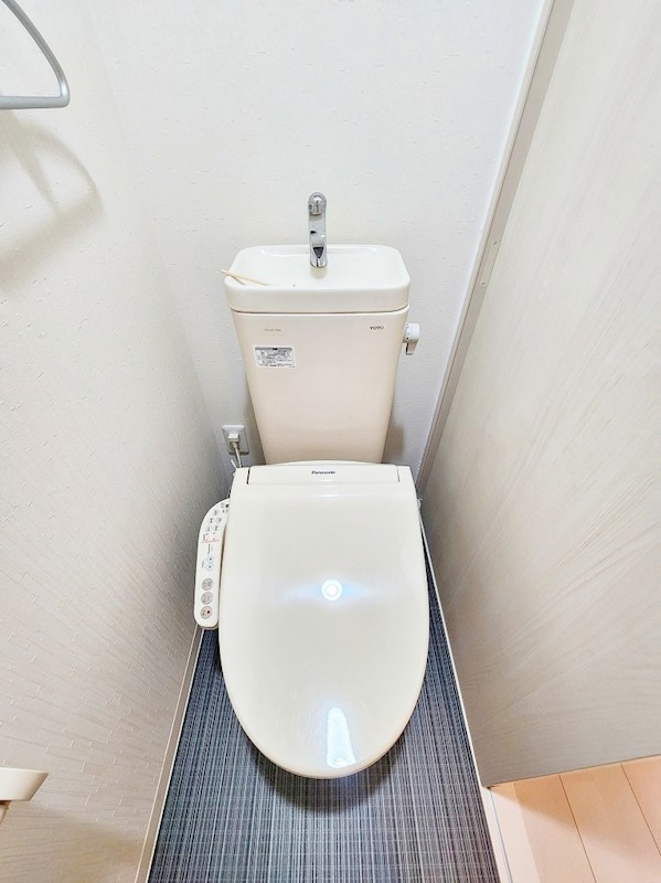トイレ　★温水洗浄便座トイレ★