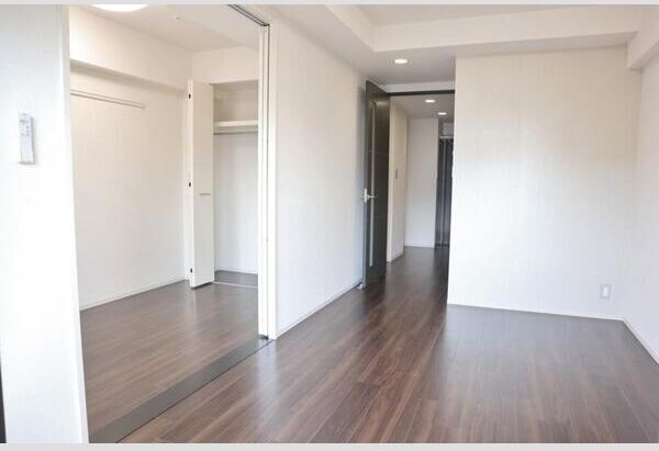 居室・リビング　初期費用分割可★ご希望の場所まで無料送迎サービス付♪