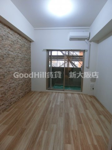 居室・リビング　セレニテ三国プリエ