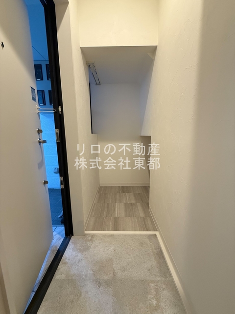 玄関　すっきりシンプルな玄関スペースです！