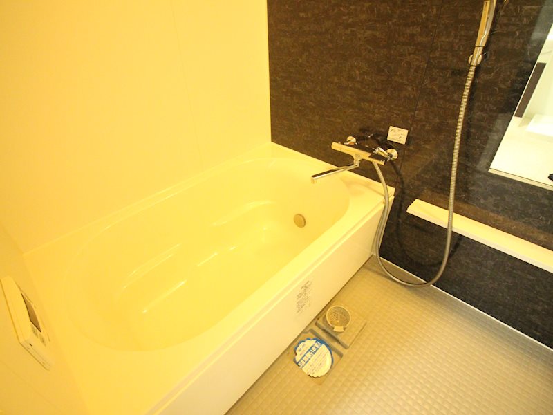 バス・シャワールーム　別号室イメージ