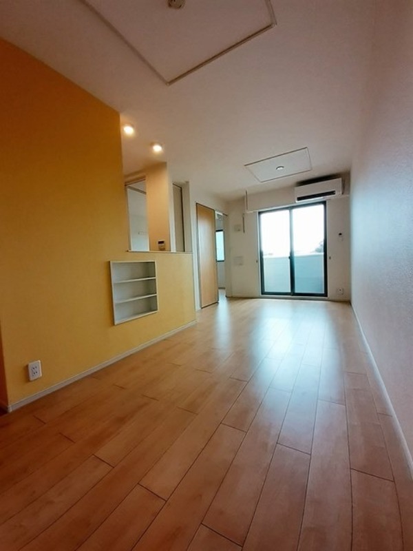 居室・リビング　図面と現状に相違がある場合には現状を優先