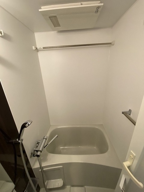 バス・シャワールーム　バスルーム