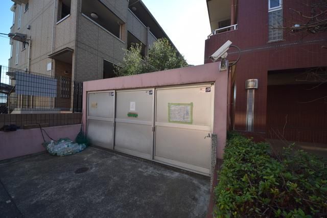 その他　敷地内ごみ置き場