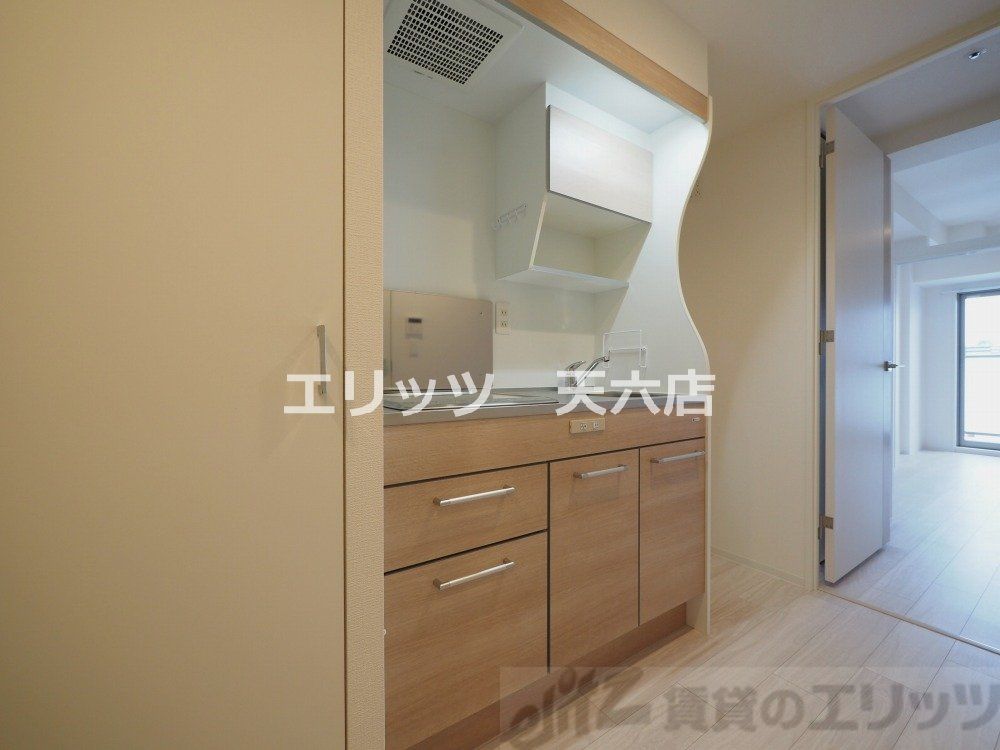 キッチン　収納