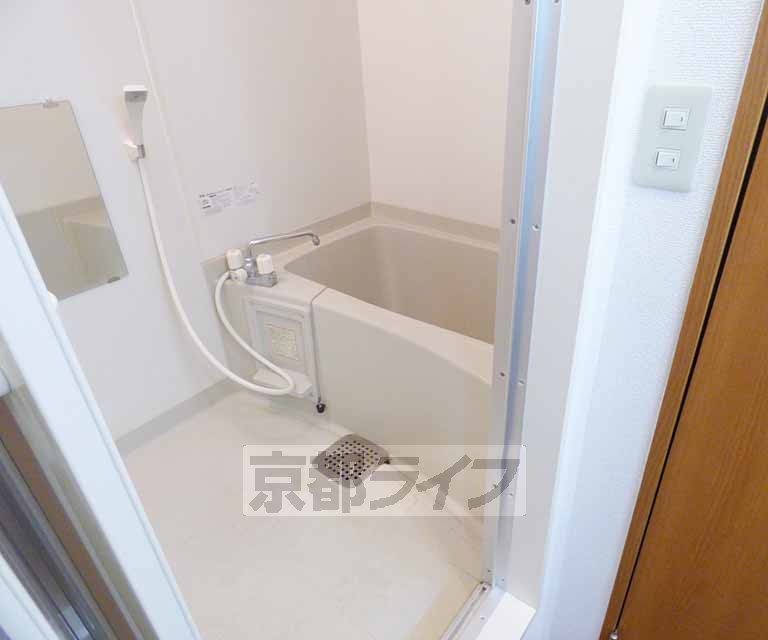 バス・シャワールーム　お風呂です。