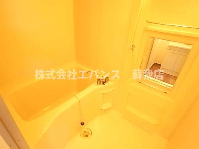 バス・シャワールーム　日々の疲れを癒すお風呂付です