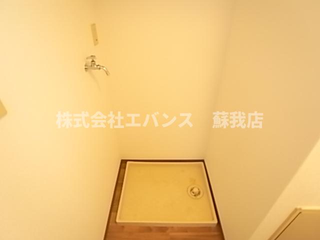 洗面設備　スペースが確保できる洗面所です