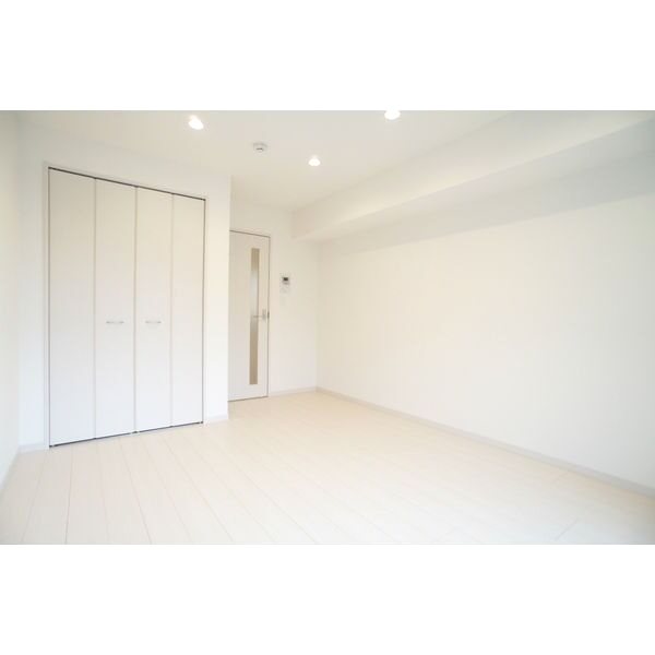 居室・リビング　同型タイプの為、現状を優先致します。